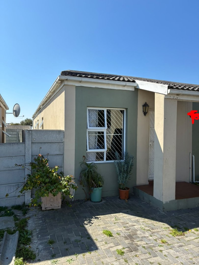  Bedroom Property for Sale in The Connifers Western Cape